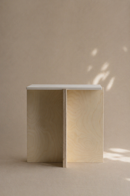 O Side Table
